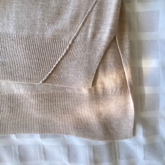 Zara Crew Neck Sweater Tan Excellent Condition - Picture 3 of 9